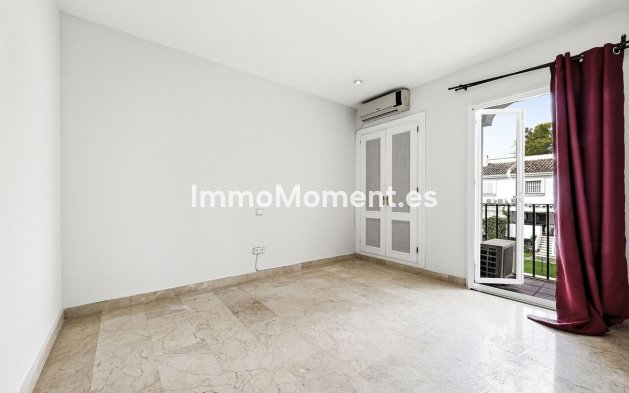 Resale - Townhouse - Marbella - Nueva Andalucía