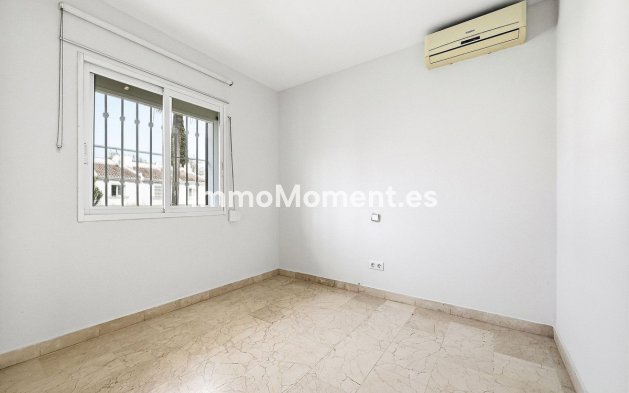 Resale - Townhouse - Marbella - Nueva Andalucía