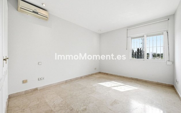 Resale - Townhouse - Marbella - Nueva Andalucía
