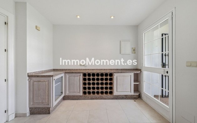 Resale - Townhouse - Marbella - Nueva Andalucía