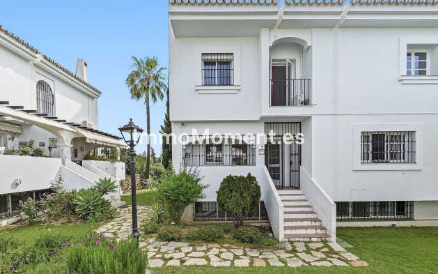 Resale - Townhouse - Marbella - Nueva Andalucía