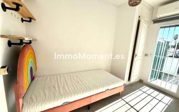 Bestaande woning - Rijtjeshuis - Estepona  - Estepona Centro