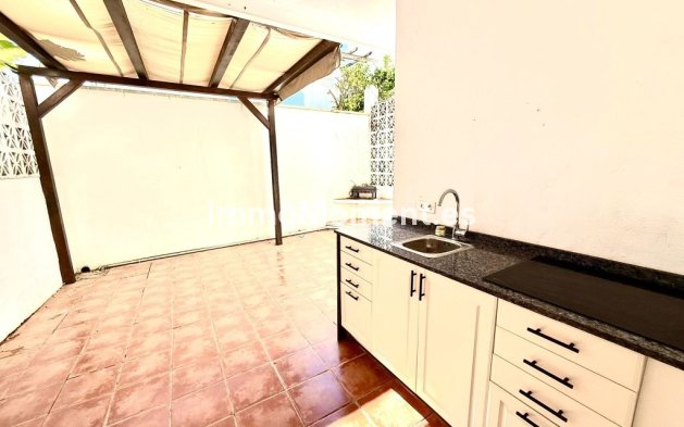 Bestaande woning - Rijtjeshuis - Estepona  - Estepona Centro