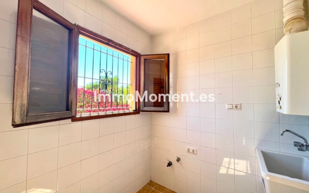 Bestaande woning - Vrijstaande villa - Catral - Catral Centro
