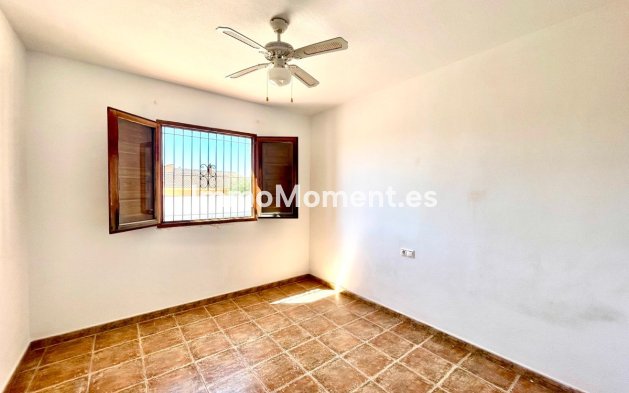 Bestaande woning - Vrijstaande villa - Catral - Catral Centro