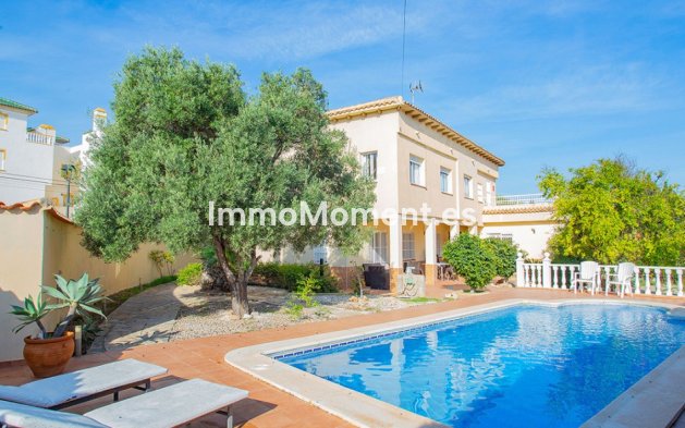 Wiederverkauf - Freistehende Villa - Torrevieja - Torre la mata