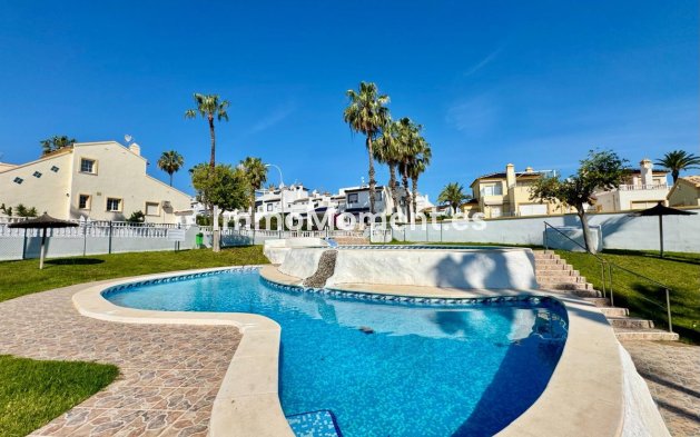Reventa - Villa independiente - Orihuela - Orihuela Costa