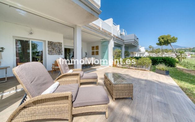 Resale - Apartment - Marbella - Nueva Andalucía