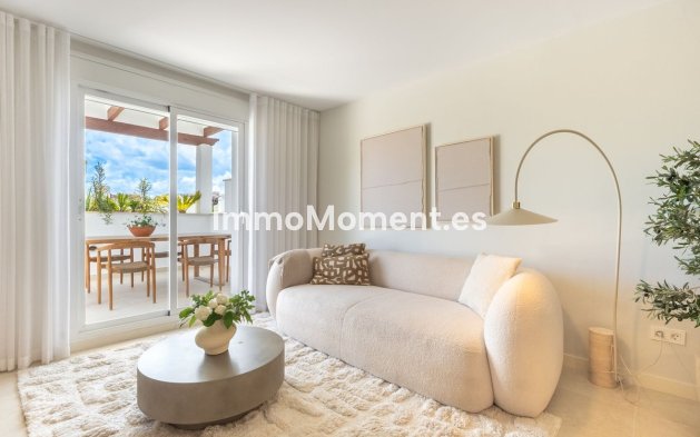 Resale - Apartment - Marbella - Nueva Andalucía