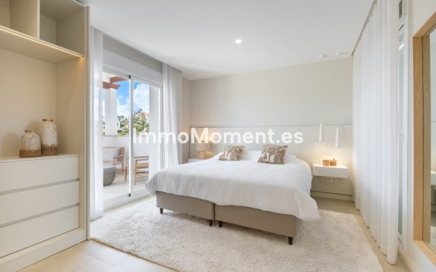 Resale - Apartment - Marbella - Nueva Andalucía