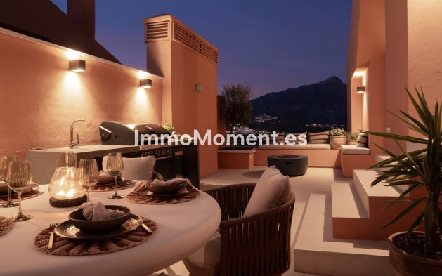 Resale - Apartment - Marbella - Nueva Andalucía