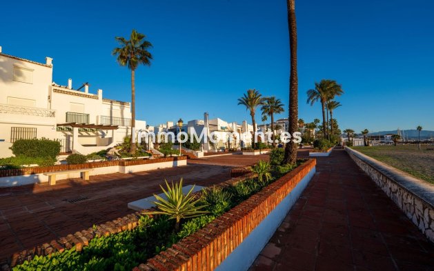 Reventa - Villa independiente - Manilva - La Duquesa