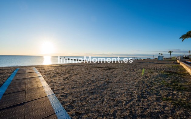 Reventa - Villa independiente - Manilva - La Duquesa