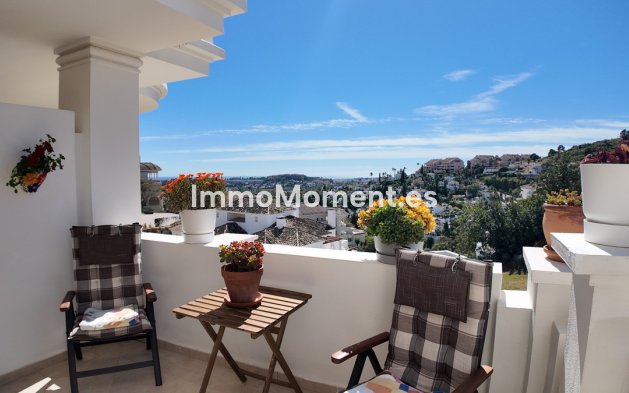 Resale - Apartment - Marbella - Nueva Andalucía