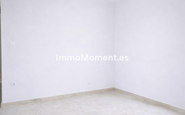 Reventa - Apartamento - Estepona  - Selwo