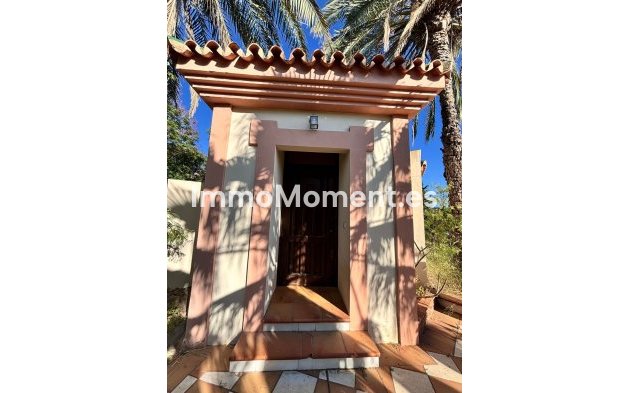 Bestaande woning - Vrijstaande villa - Estepona  - Estepona Centro
