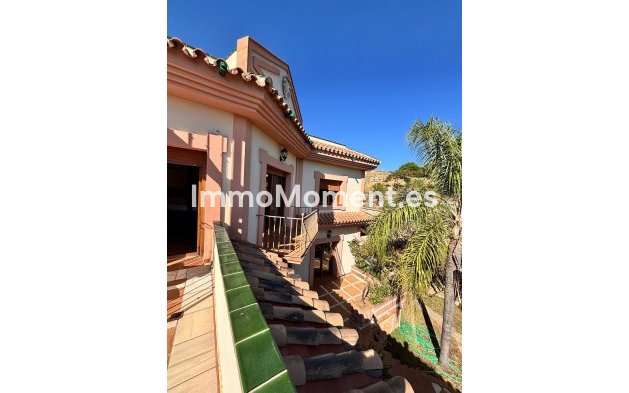 Bestaande woning - Vrijstaande villa - Estepona  - Estepona Centro