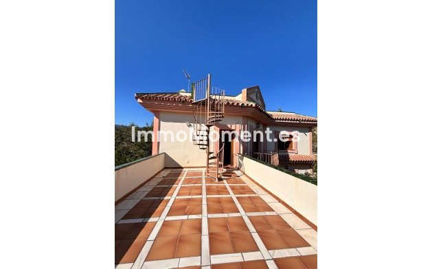 Bestaande woning - Vrijstaande villa - Estepona  - Estepona Centro