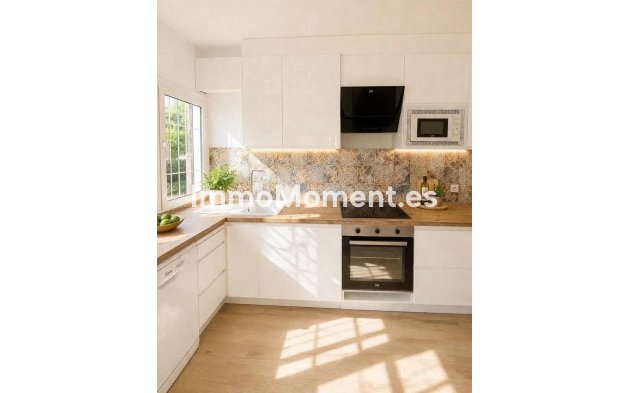 Bestaande woning - Appartement - Estepona  - Benamara