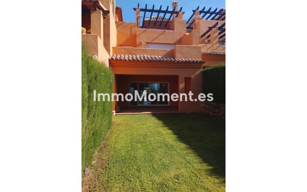 Reventa - Villa independiente - El Paraiso - New Golden Mile