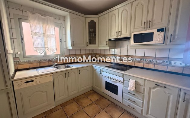 Wiederverkauf - Wohnung - Estepona  - Estepona Centro