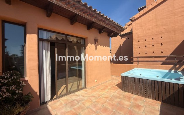 Wiederverkauf - Wohnung - Estepona  - Estepona Centro
