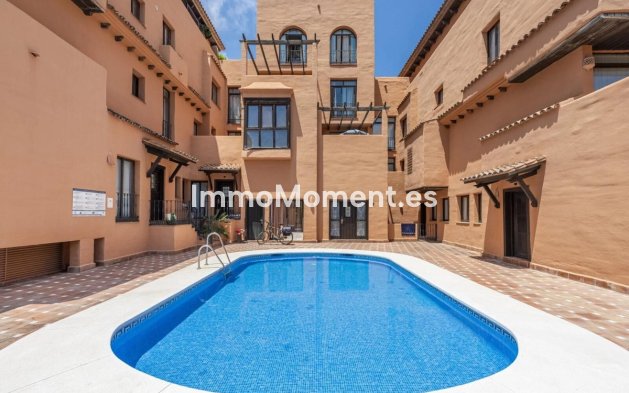 Wiederverkauf - Wohnung - Estepona  - Estepona Centro