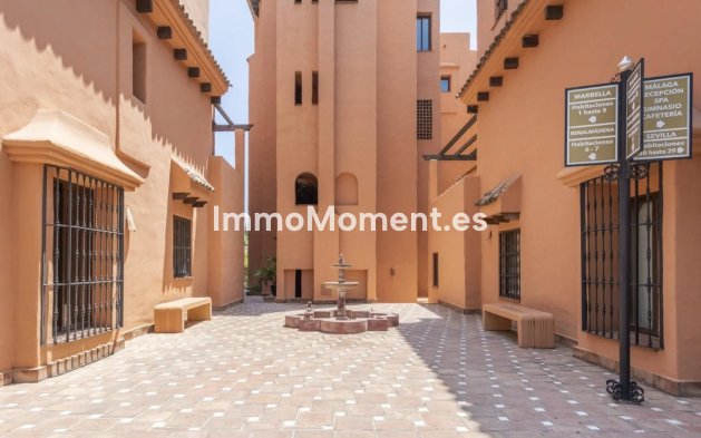 Wiederverkauf - Wohnung - Estepona  - Estepona Centro