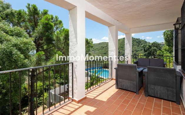 Reventa - Villa independiente - Estepona  - Estepona Centro