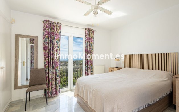 Reventa - Villa independiente - Estepona  - Estepona Centro