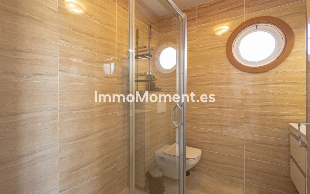 Reventa - Villa independiente - Estepona  - Estepona Centro