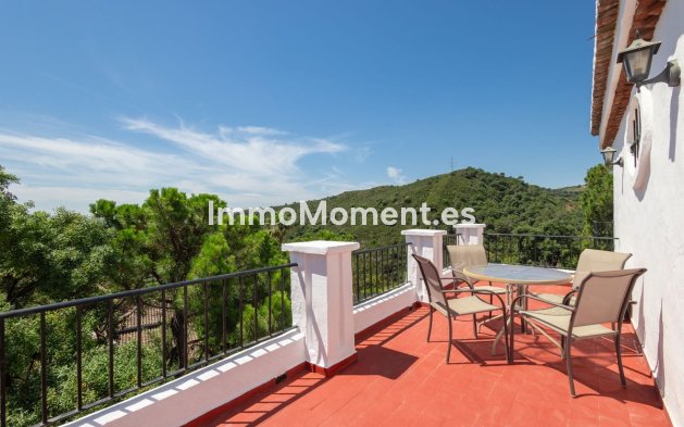 Reventa - Villa independiente - Estepona  - Estepona Centro