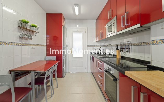 Revente - Appartement - Estepona  - Estepona Centro