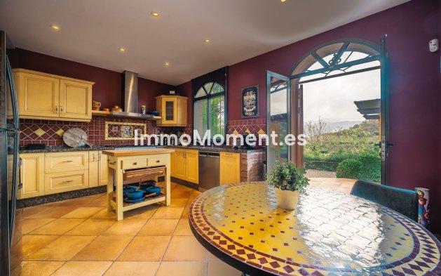 Reventa - Villa independiente - Interior  - Monda