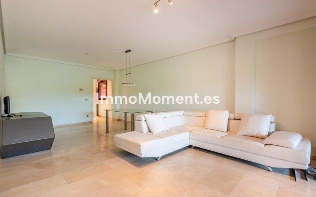 Wiederverkauf - Wohnung - Casares - Casares Centro