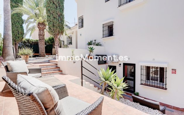 Reventa - Villa independiente - Mijas - Calahonda