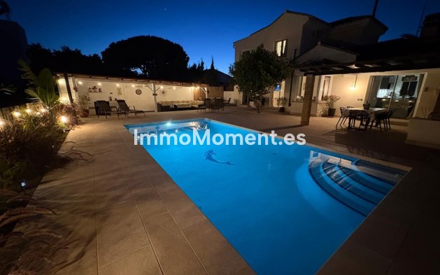 Reventa - Villa independiente - Mijas - Calahonda