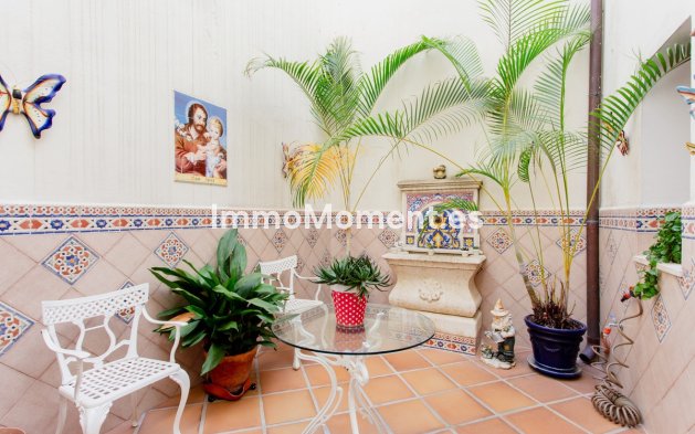 Bestaande woning - Rijtjeshuis - Estepona  - Estepona Centro