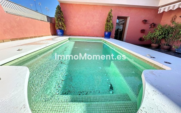 Bestaande woning - Rijtjeshuis - Estepona  - Estepona Centro