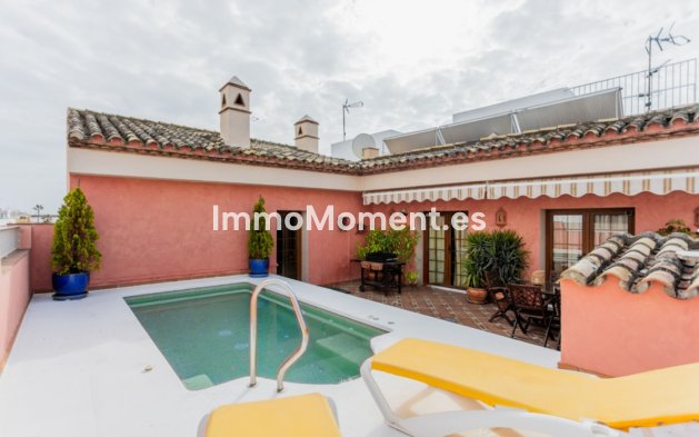 Bestaande woning - Rijtjeshuis - Estepona  - Estepona Centro