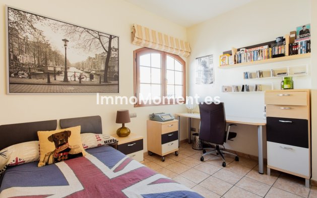 Bestaande woning - Rijtjeshuis - Estepona  - Estepona Centro