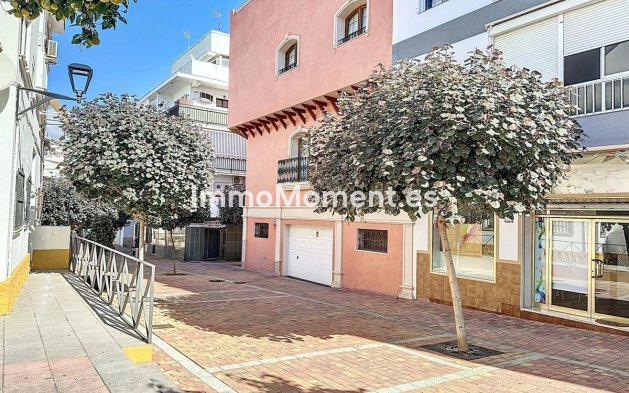 Bestaande woning - Rijtjeshuis - Estepona  - Estepona Centro