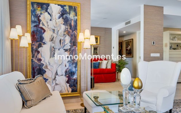 Bestaande woning - Appartement - Fuengirola - Fuengirola Centro