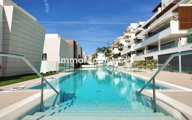 Revente - Appartement - Estepona  - Estepona Centro