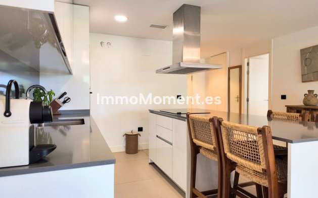 Revente - Appartement - Estepona  - Estepona Centro