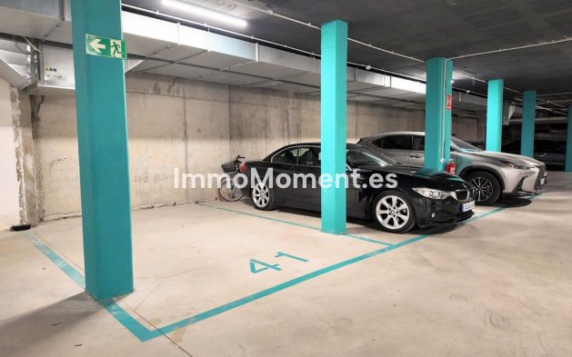 Revente - Appartement - Estepona  - Estepona Centro