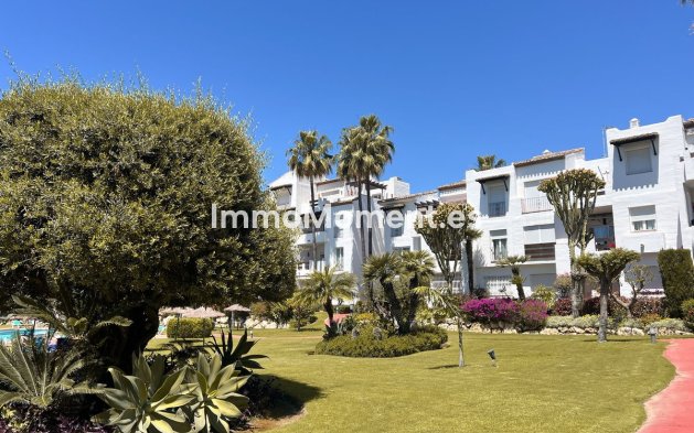 Reventa - Apartamento - Estepona  - Costalita