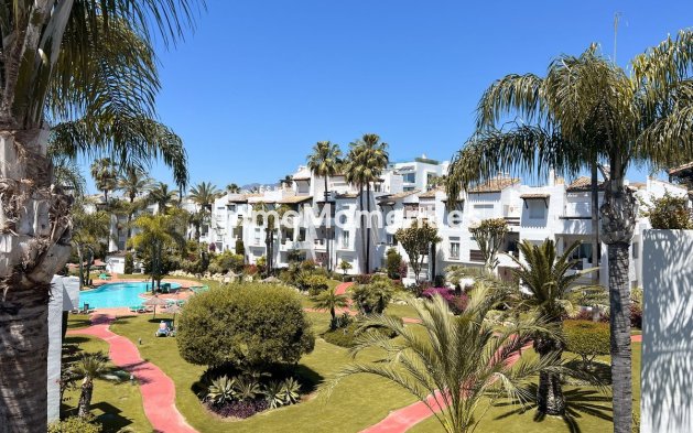 Reventa - Apartamento - Estepona  - Costalita