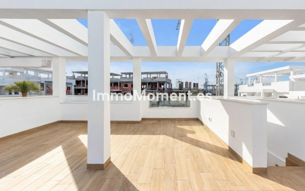 Resale - Apartment - Torrevieja - Torrevieja Centro