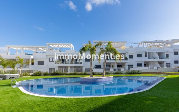 Resale - Apartment - Torrevieja - Torrevieja Centro
